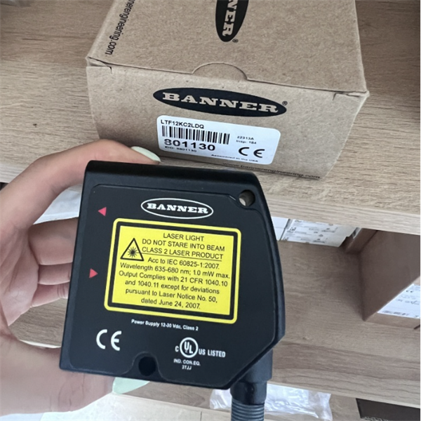 BANNER邦納全能型光電QS18傳感器QS18VP6AF120Q7