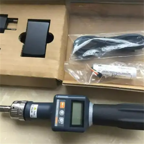 TOHNICHI東日信號式扭矩扳手Pokayoke扭矩扳手QSPCAMS12N